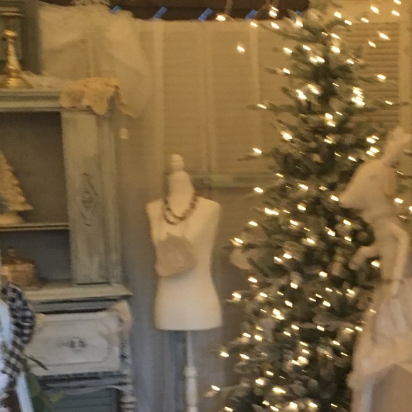 💖Meet your Posher, Eva Like my Closet to Follow! - Picture 14 of 16